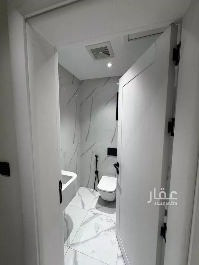 5 bedroom apartment in Al Wahah 7