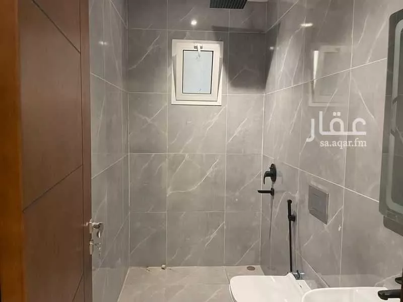 شقة 5 غرف في طيبة 15