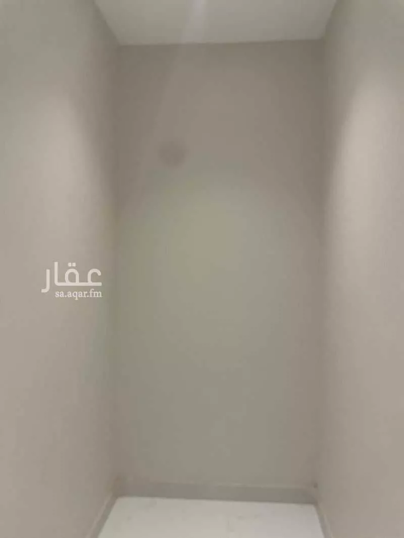 شقة 5 غرف في طيبة 8