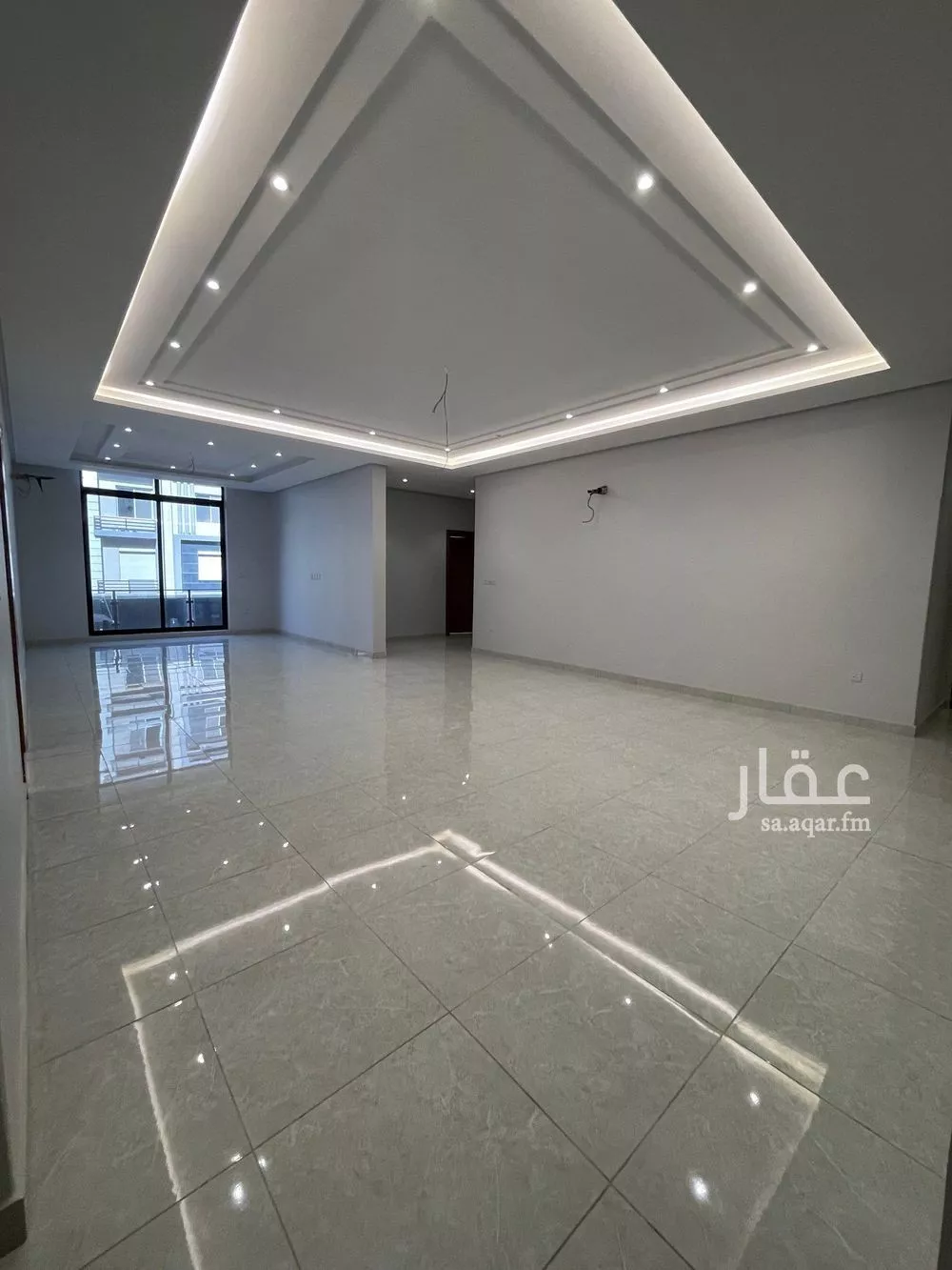 6 bedroom apartment in Al Wurud 4