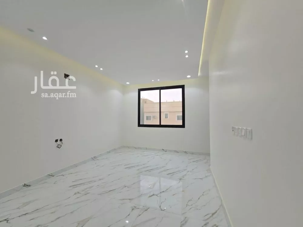 4 bedroom villa in Al Uraija Al Gharbi, Riyadh 2