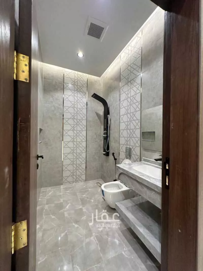 5 bedroom apartment in Ar Rayan 3