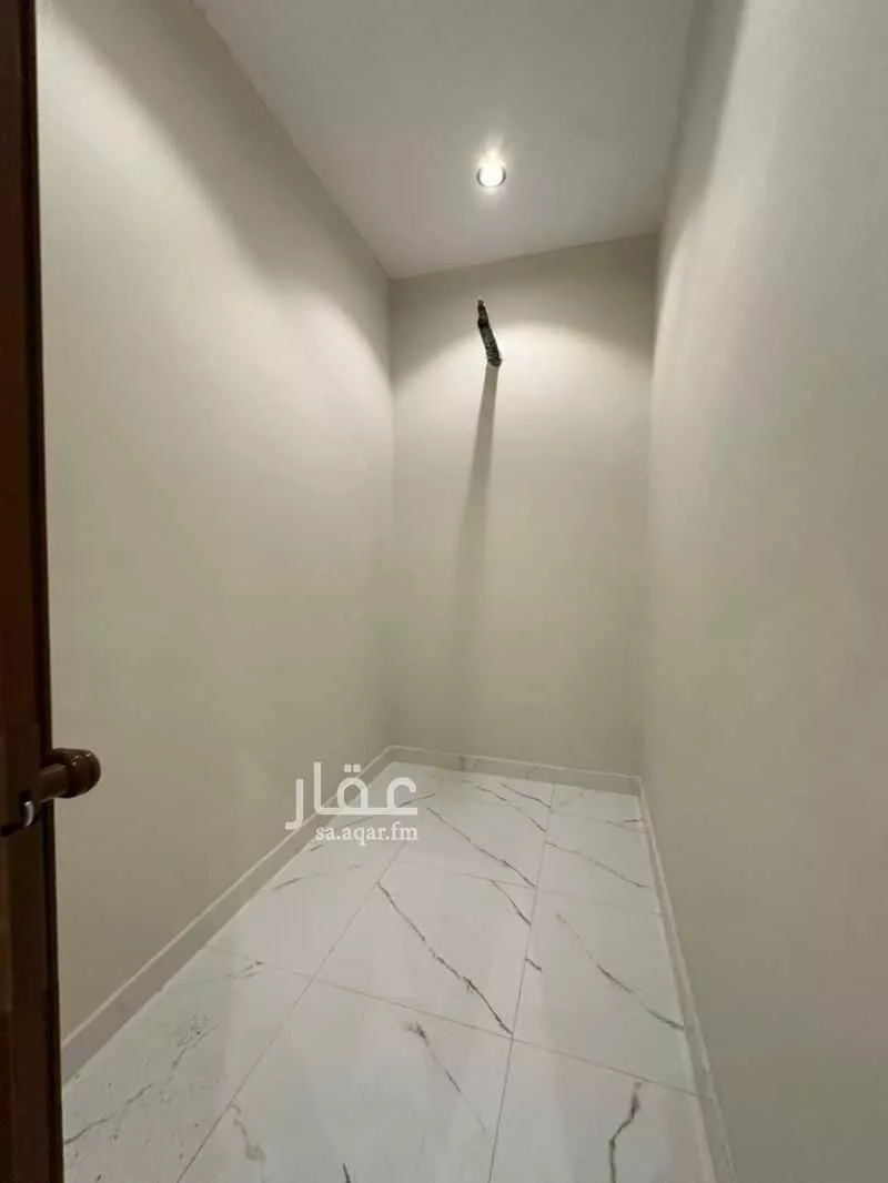 5 bedroom apartment in Ar Rayan 9