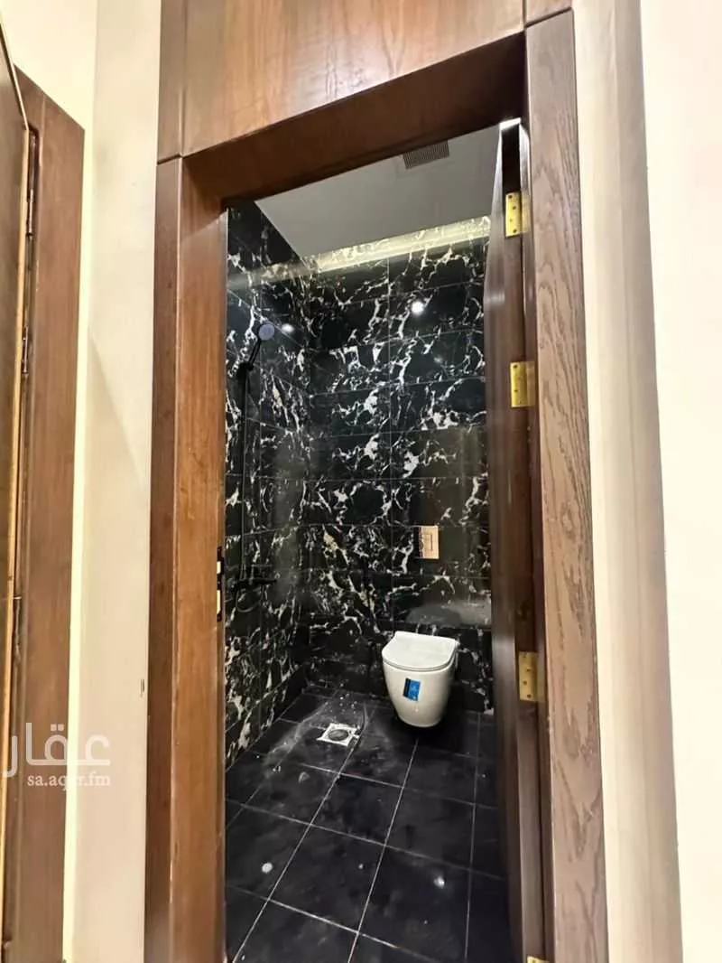 5 bedroom apartment in Ar Rayan 10
