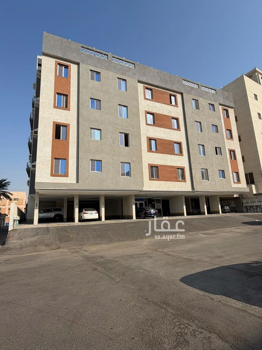 4 bedroom apartment in Al Safa 6