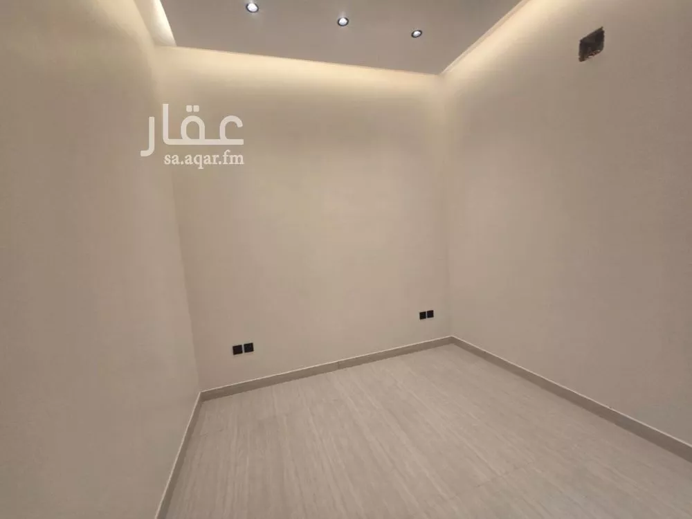 فيلا 4 غرف في ظهرة لبن، الرياض 2