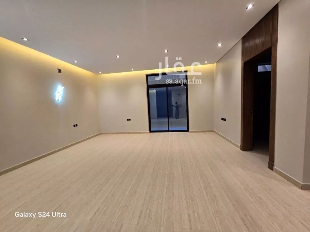 4 bedroom villa in As Suwaidi, Riyadh 15