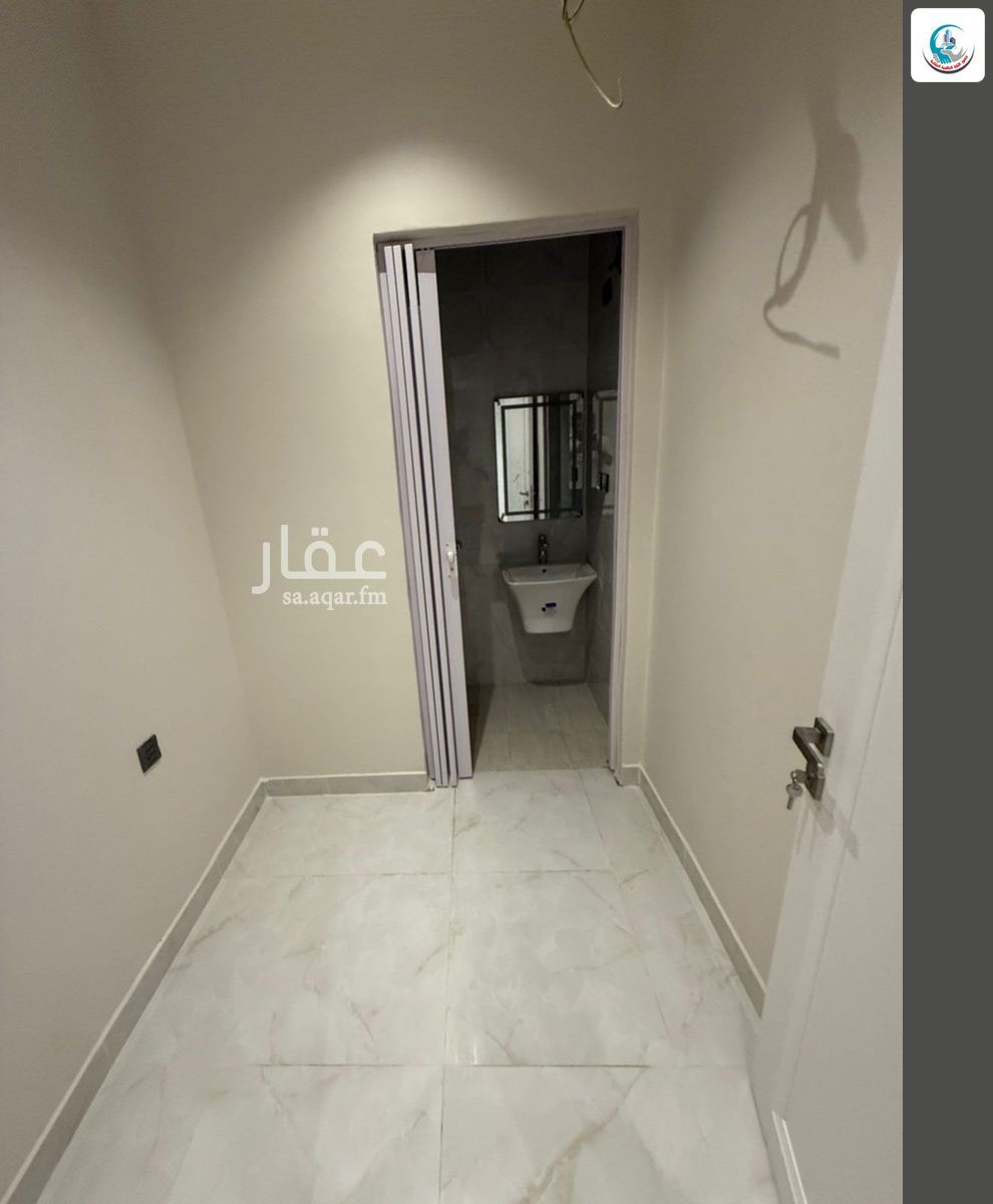 4 bedroom apartment in Al Rabwa, Jeddah 8