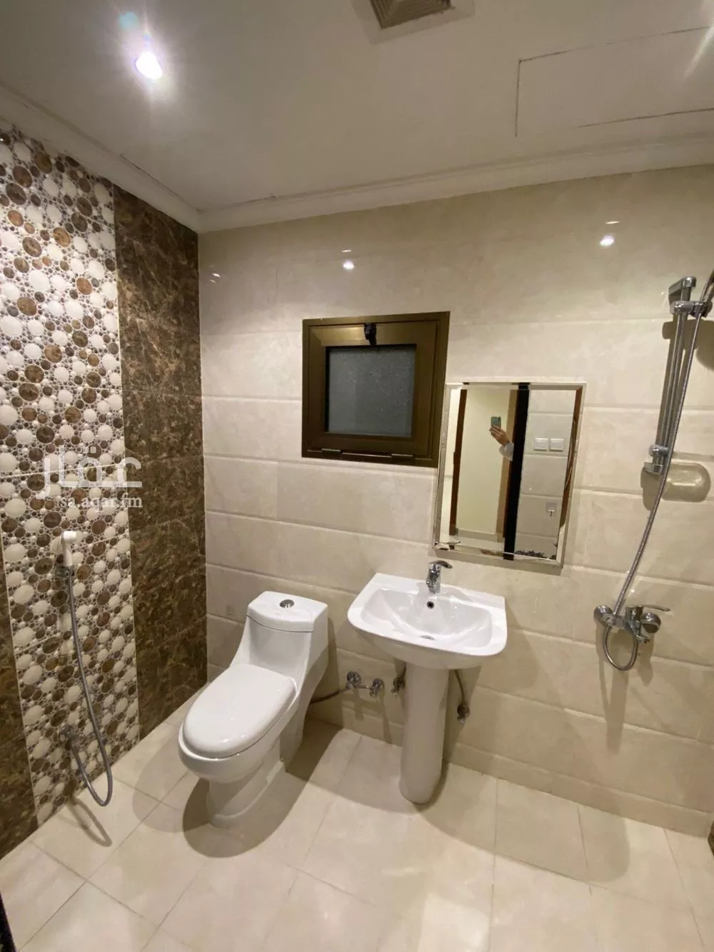 2 bedroom apartment in Az Zuhur, Eastern Province 8