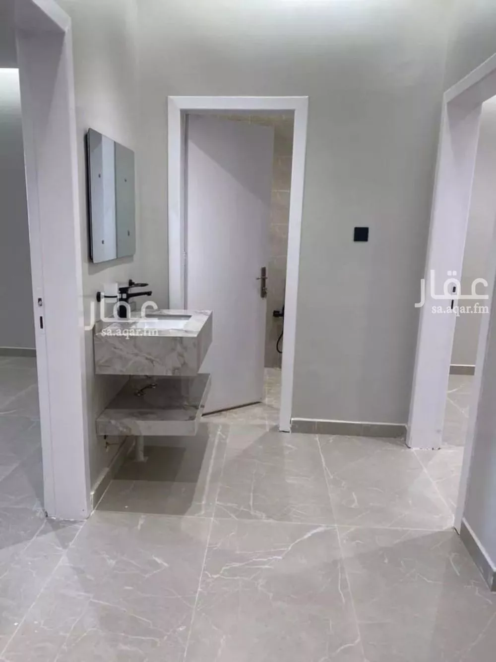 3 bedroom apartment in Al Malqa 6