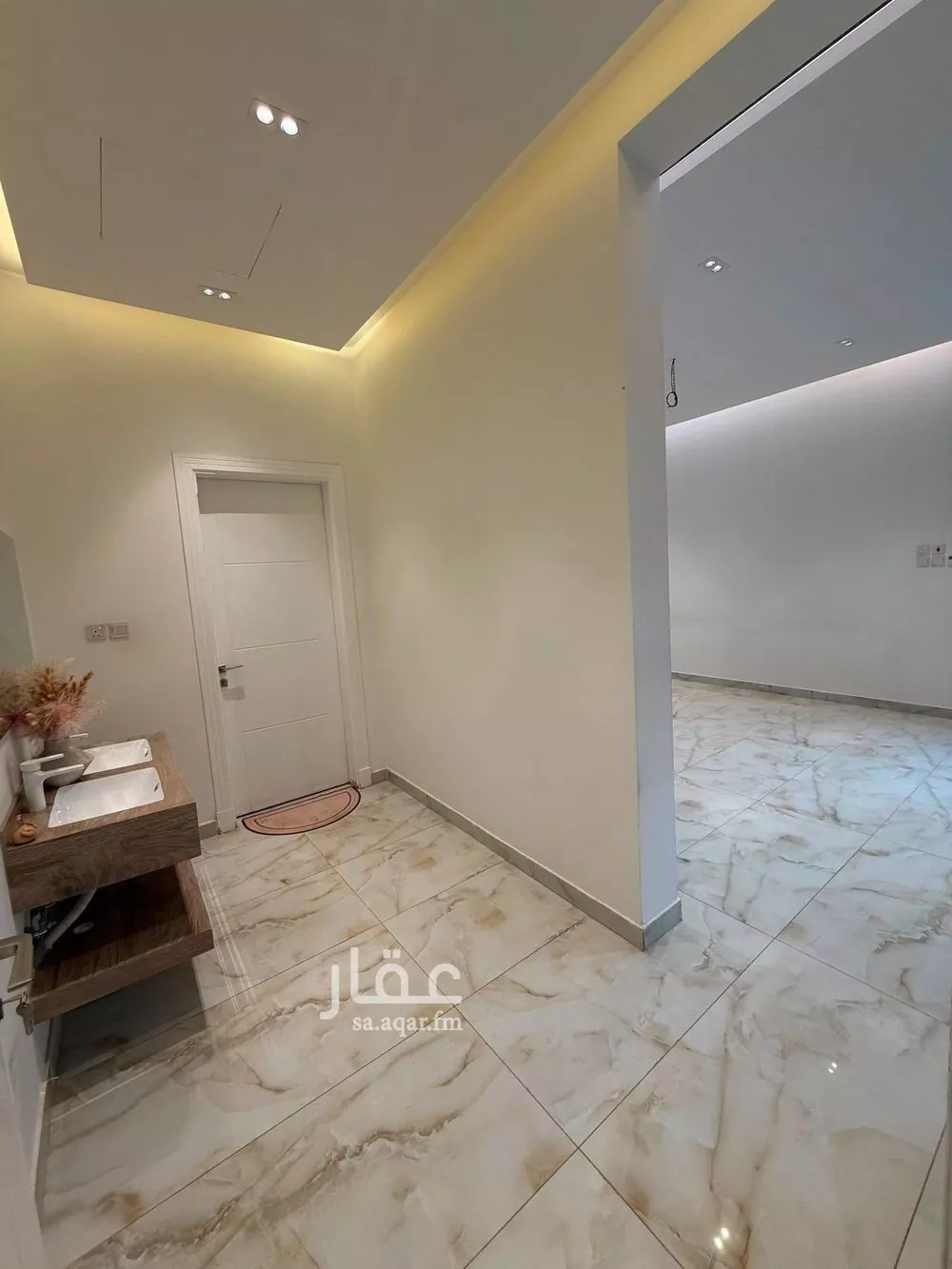 7 bedroom villa in Dhahrat Namar, Riyadh 4