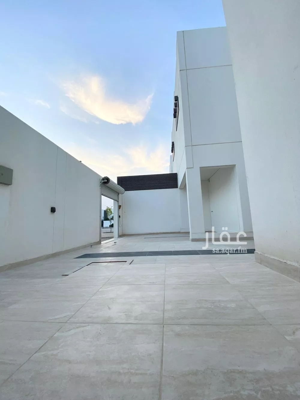 5 bedroom villa in Al Farouq, Riyadh 2