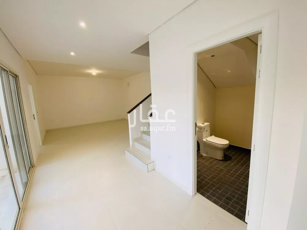 5 bedroom villa in Al Farouq, Riyadh 6