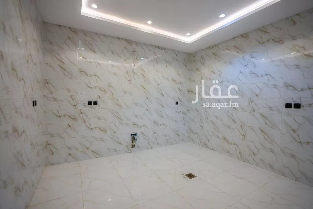 5 bedroom apartment in Ar Rayan 9
