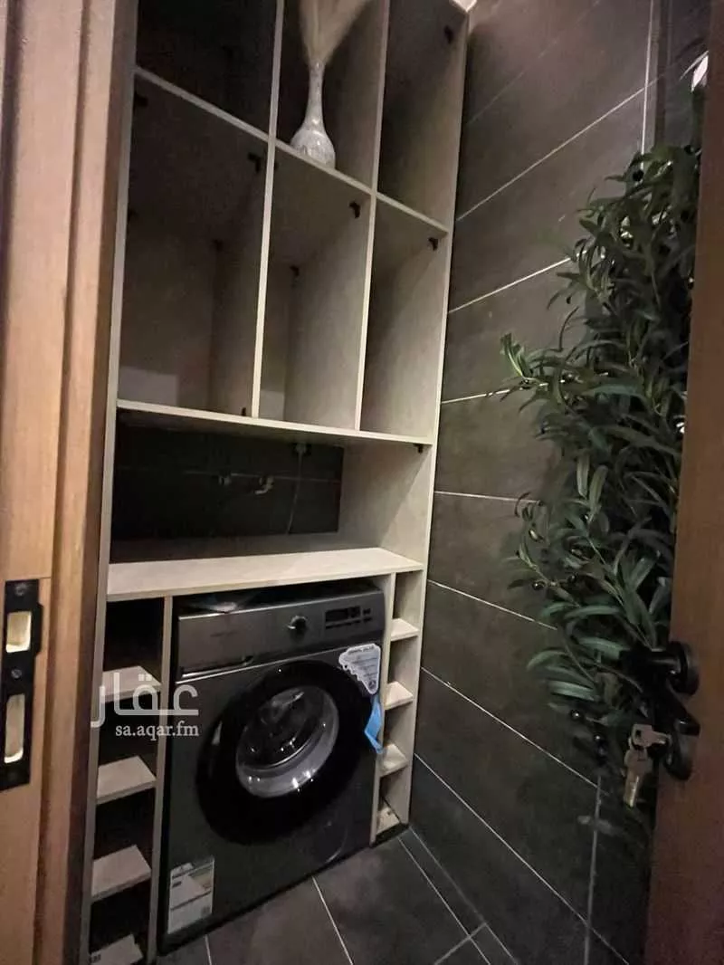 5 bedroom apartment in Al Rehab 6