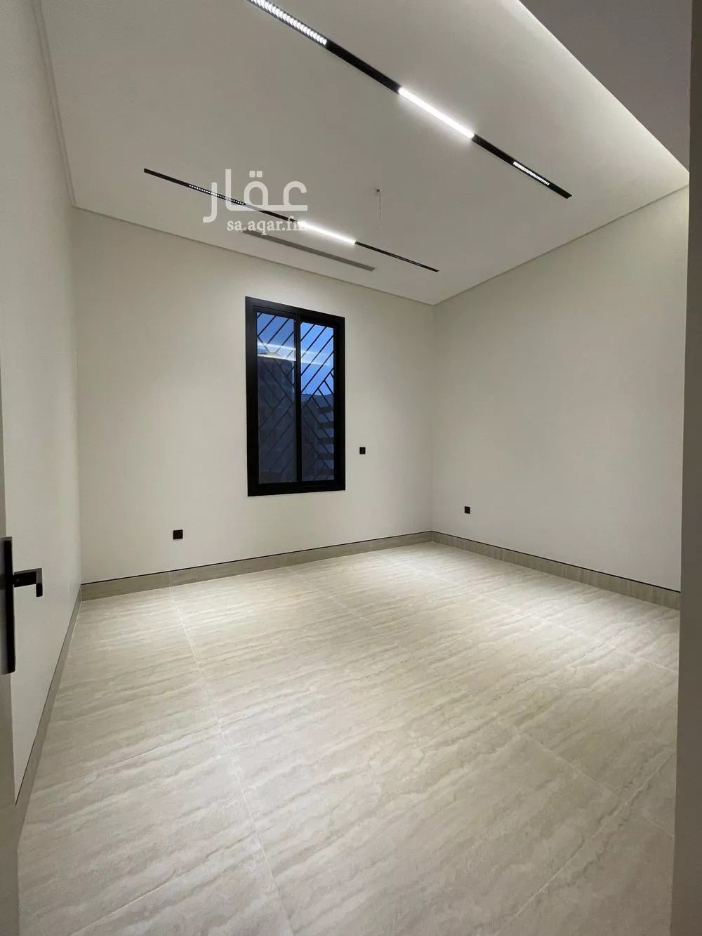 شقة 3 غرف في الرويس 6