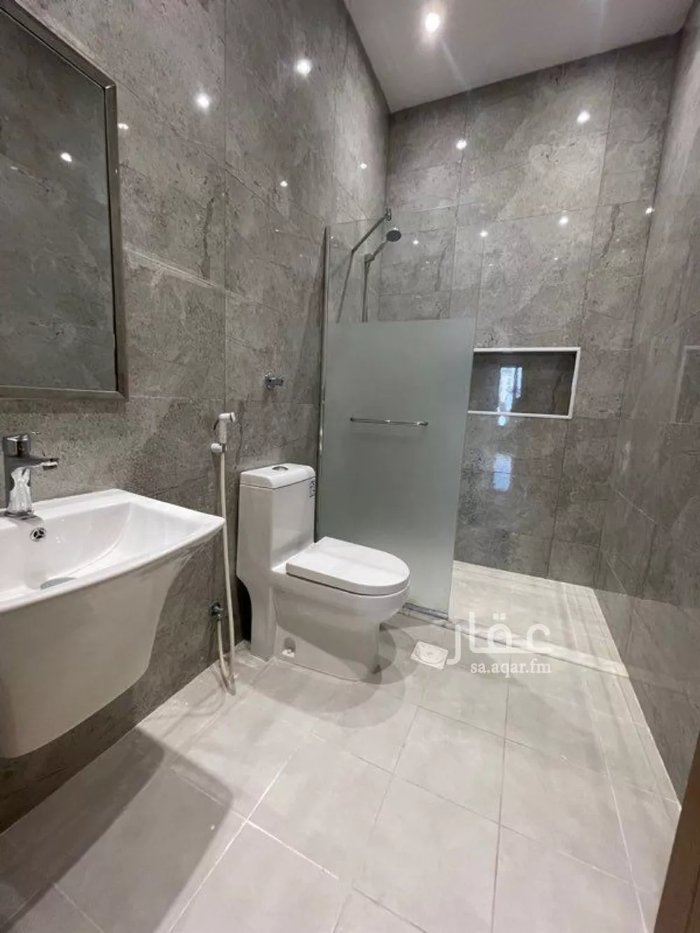 6 bedroom apartment in Al Marwa, Jeddah 8