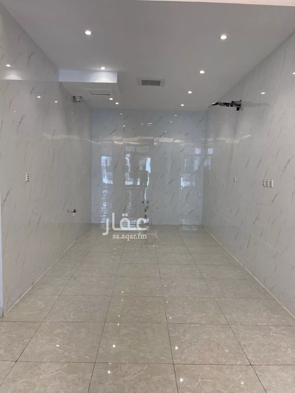 5 bedroom apartment in Al Wurud 6
