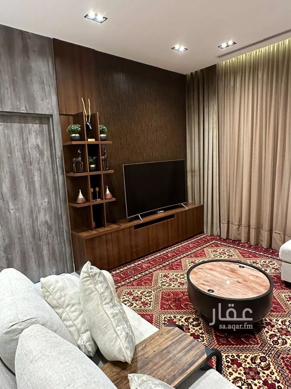 6 bedroom apartment in Al Sawari 4