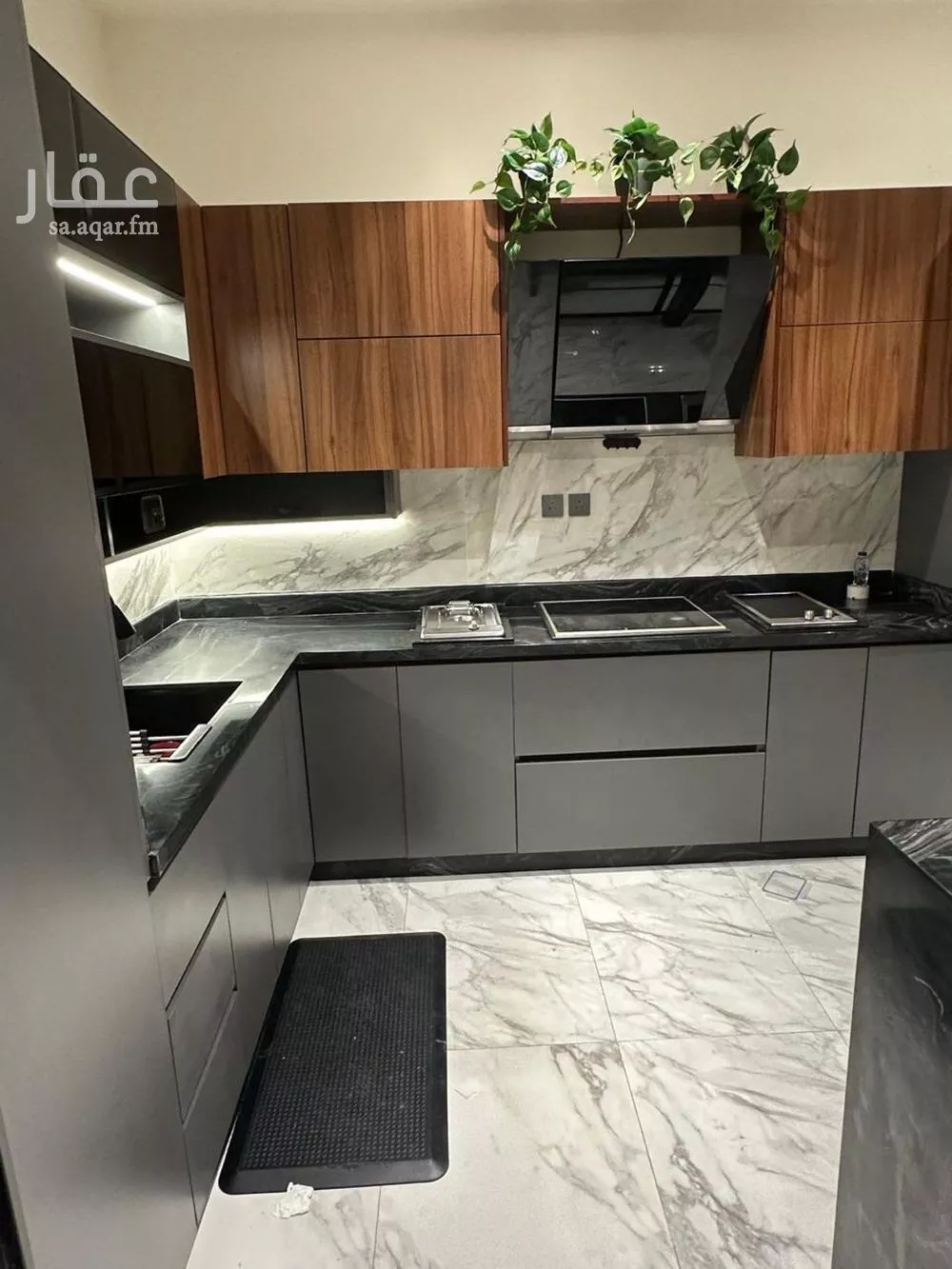 6 bedroom apartment in Al Sawari 7