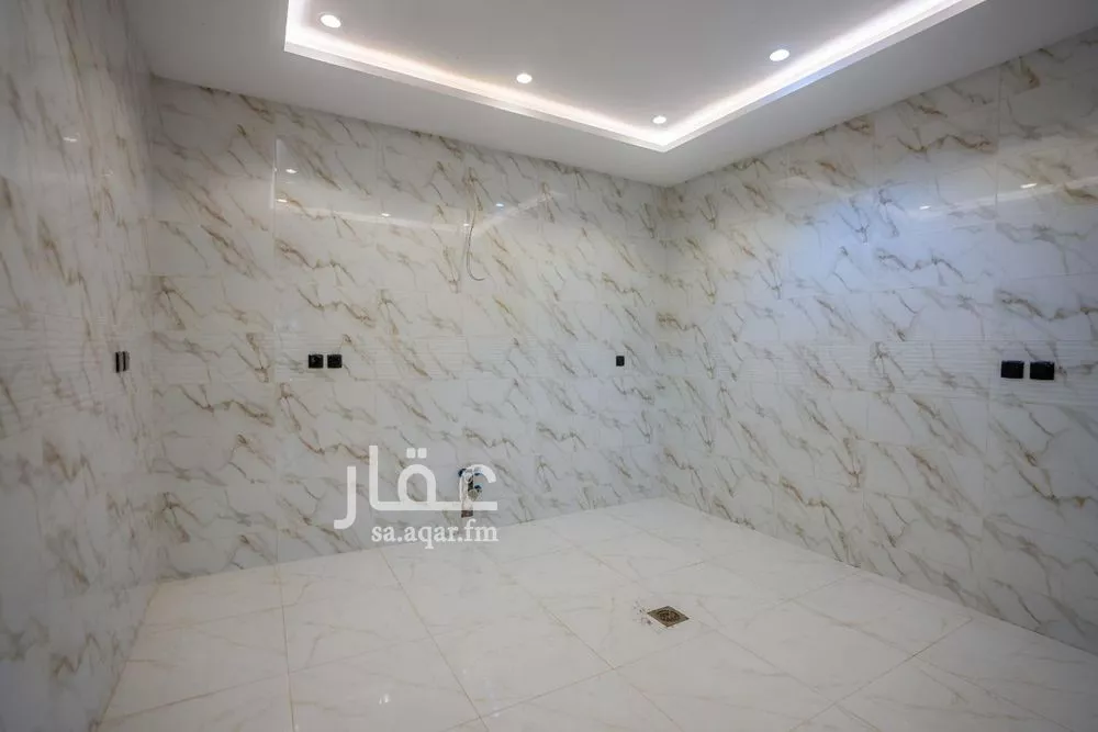 5 bedroom apartment in Ar Rayan 9