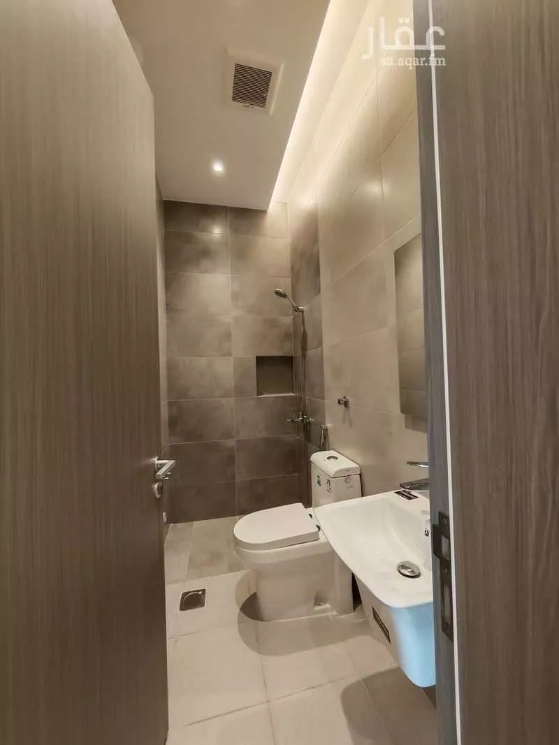 5 bedroom apartment in Al Safa 15