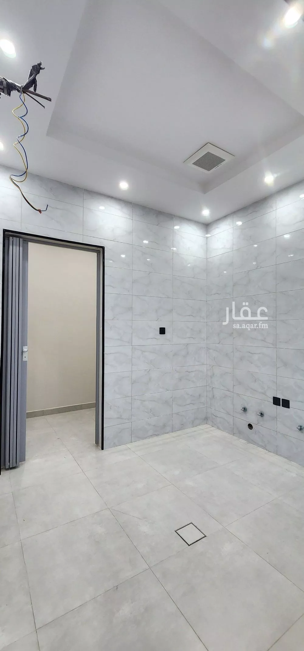 شقة 4 غرف في الصفا 6