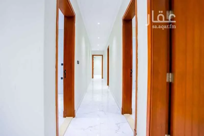 شقة 5 غرف في النزهة 6