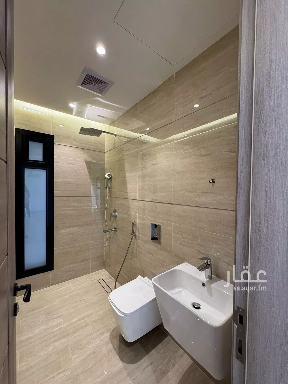 3 bedroom apartment in As Saif 4