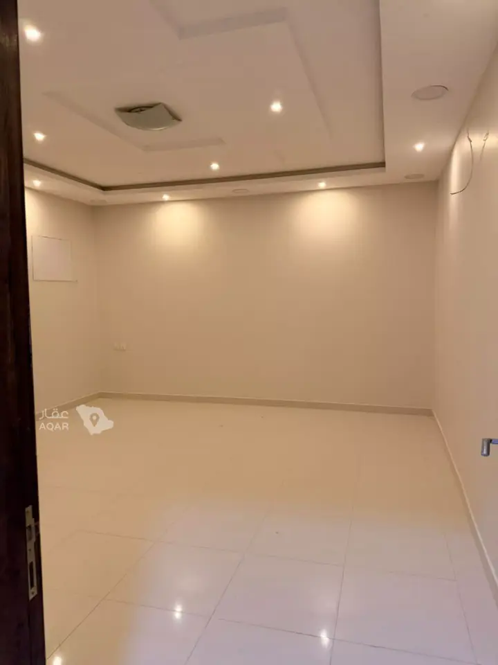 3 bedroom apartment in Dhahrat Laban, Riyadh 2