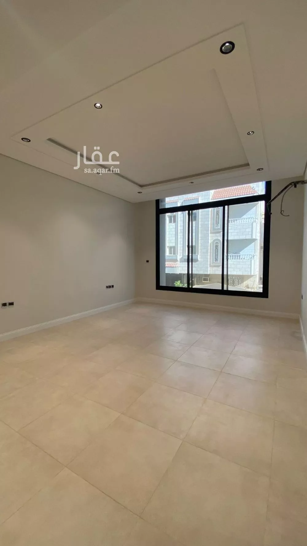 4 bedroom apartment in Al Rawdah 4