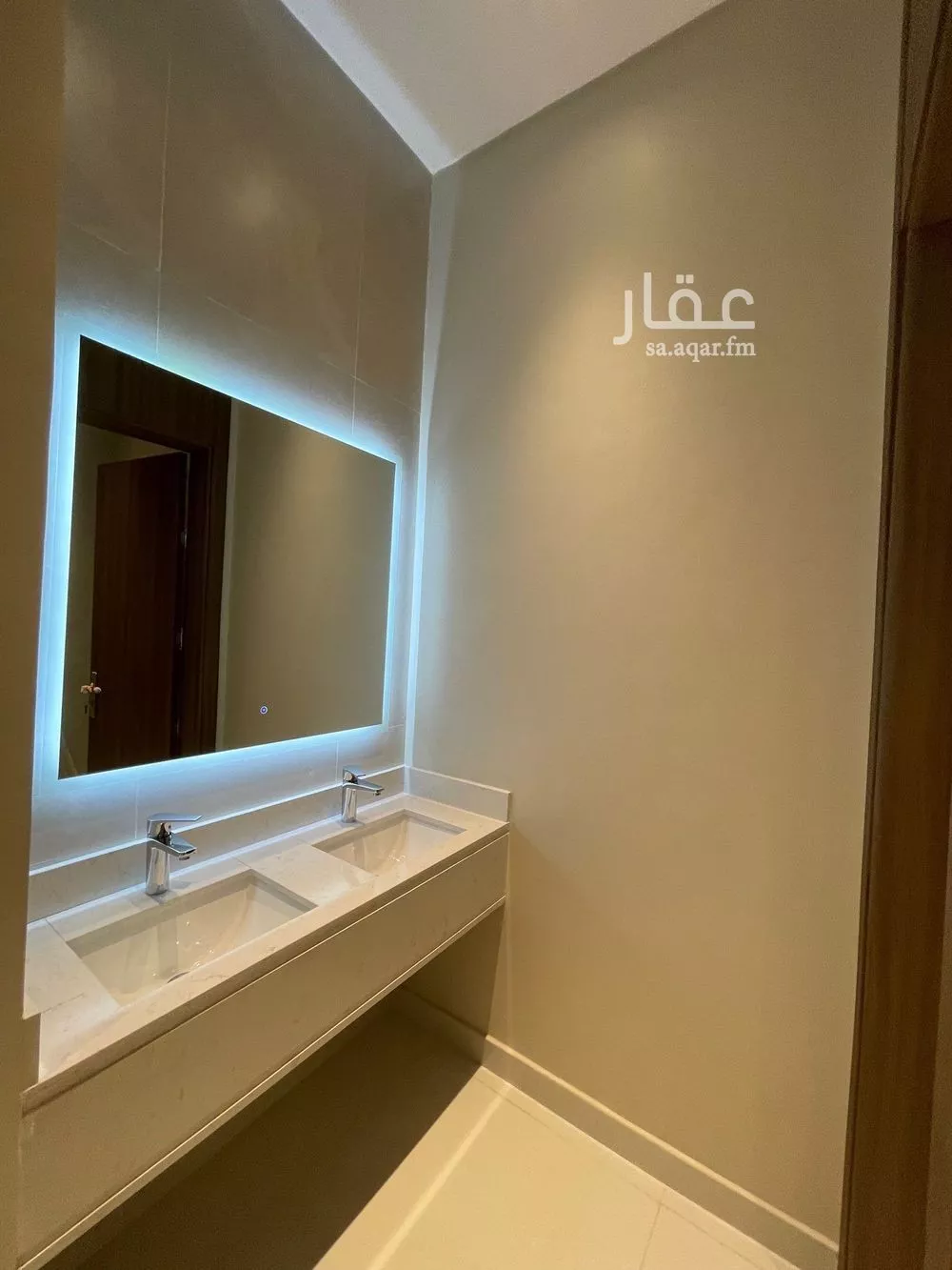 7 bedroom apartment in Al Safa 7