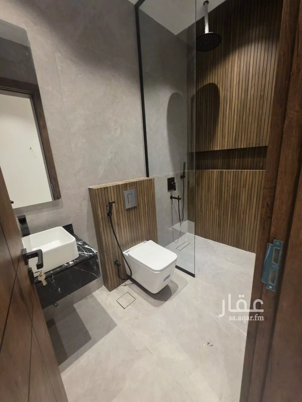 5 bedroom apartment in Al Zahra 3