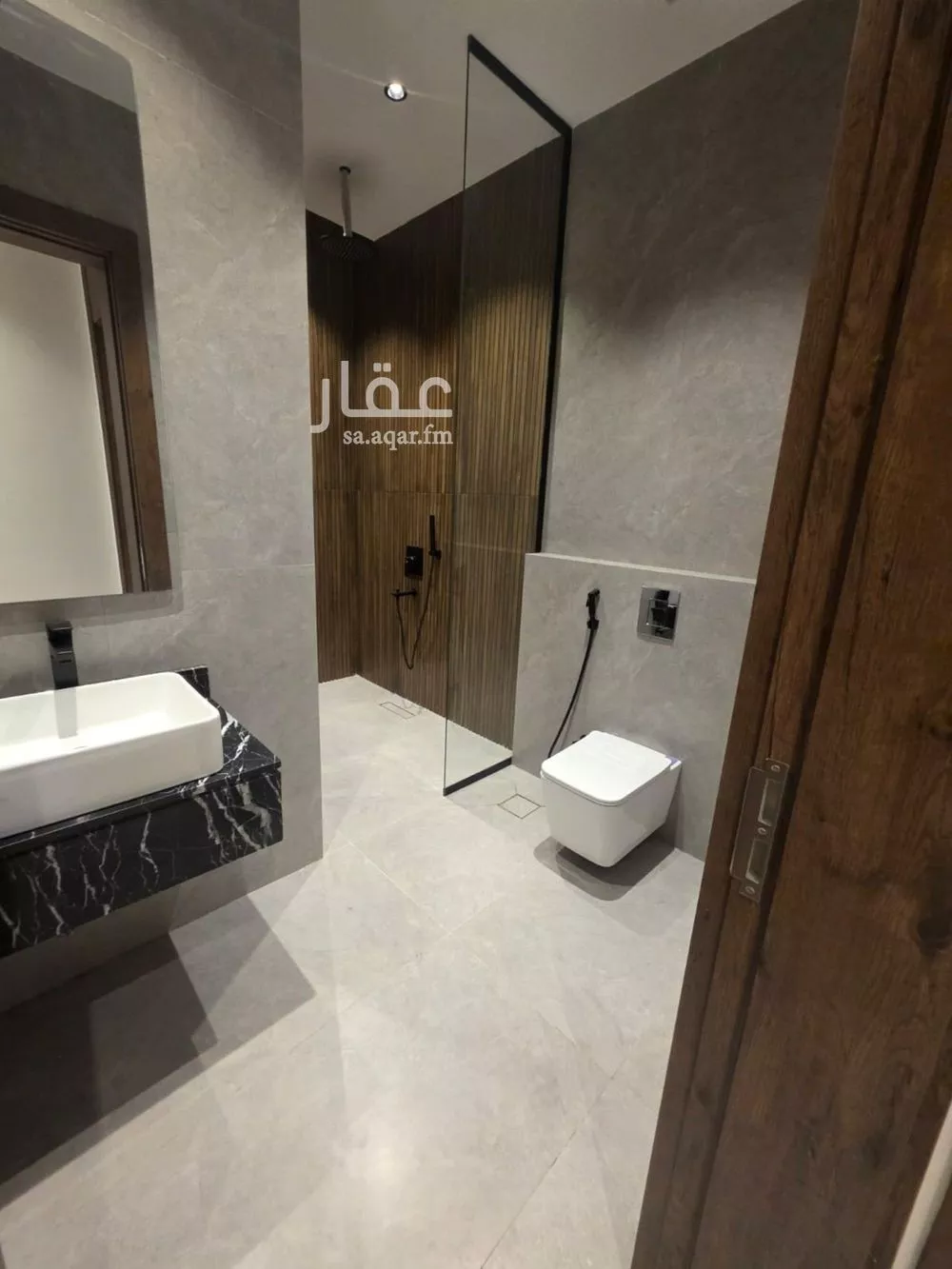 5 bedroom apartment in Al Zahra 7