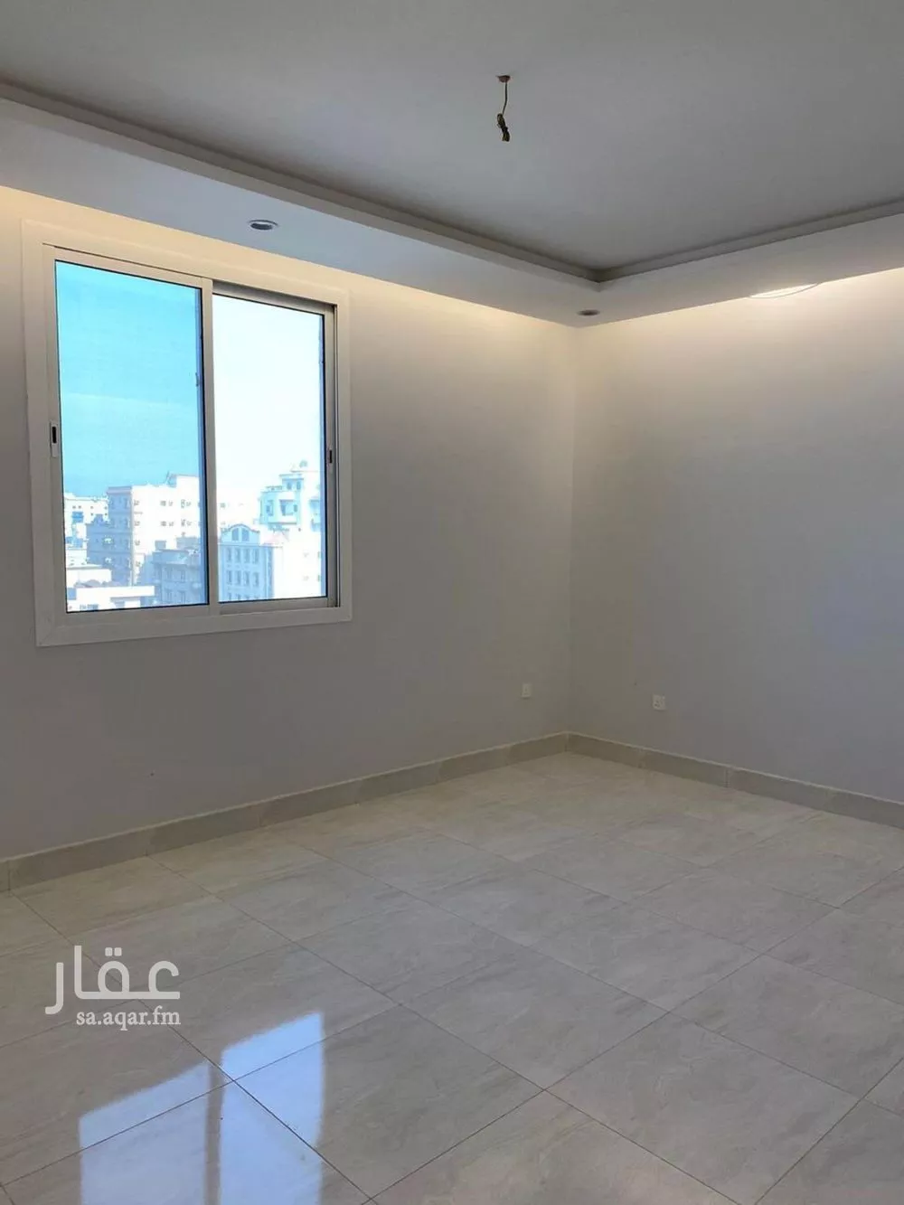 4 bedroom apartment in Al Salamah 8