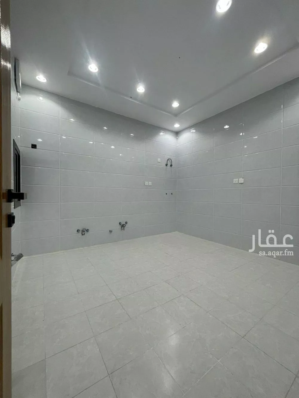 5 bedroom apartment in Al Marwa 8