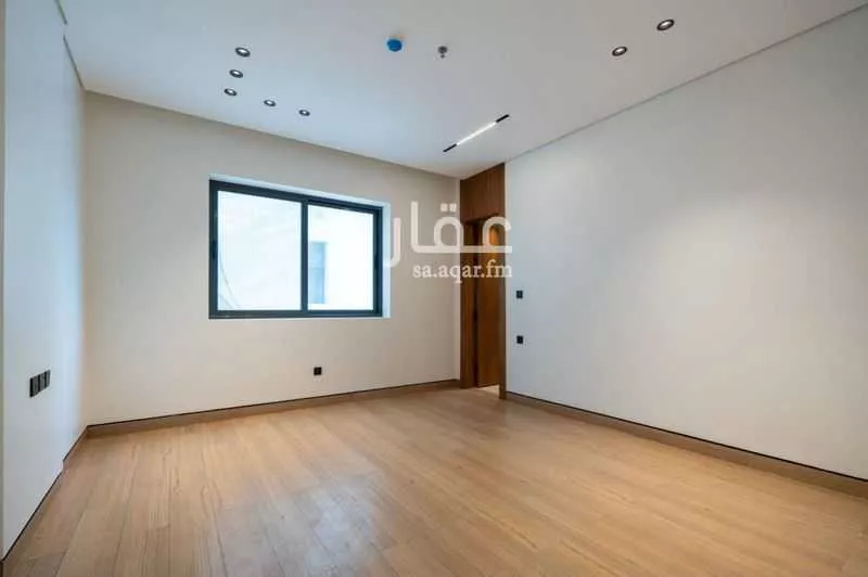 شقة 4 غرف في السيف 12