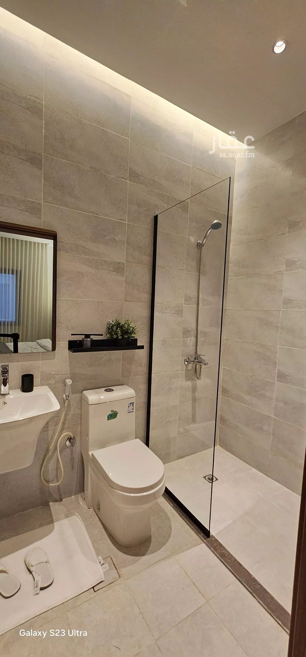 6 bedroom apartment in Al Wurud 19