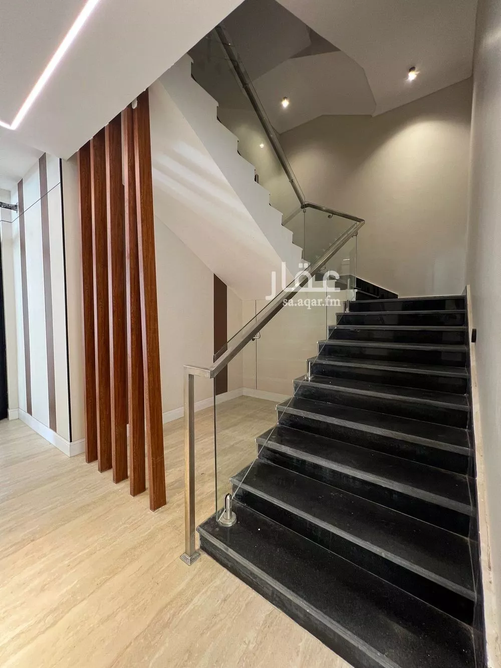 5 bedroom apartment in Al Rabwa 5