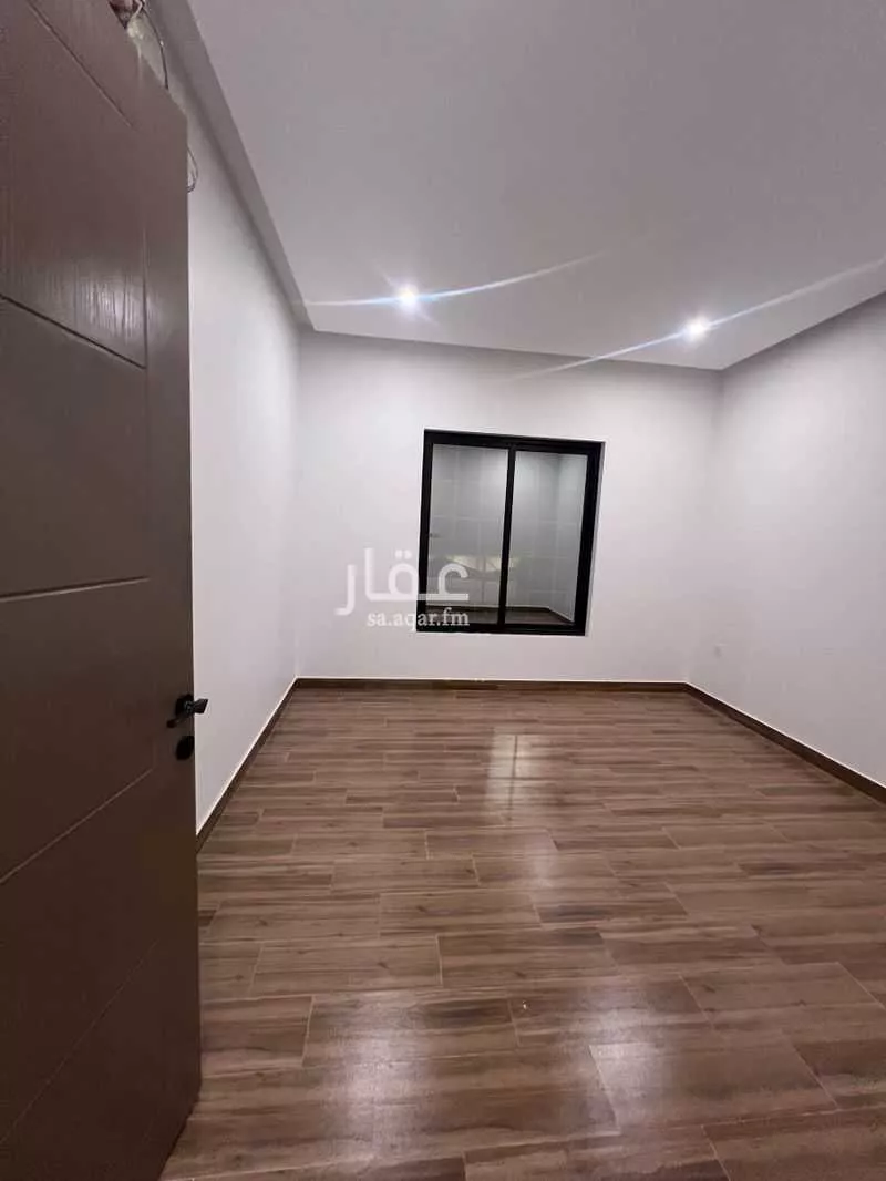 5 bedroom apartment in Ash Shulah 5