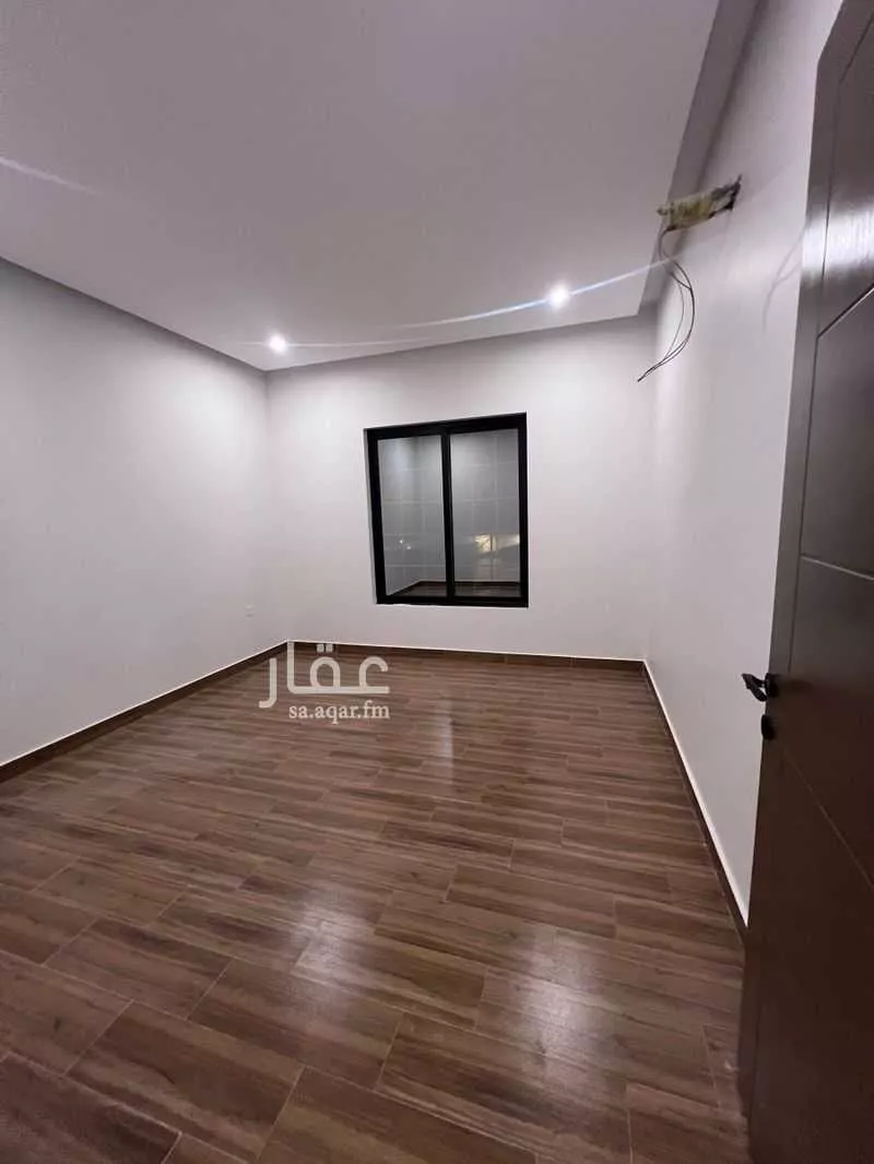 5 bedroom apartment in Ash Shulah 7