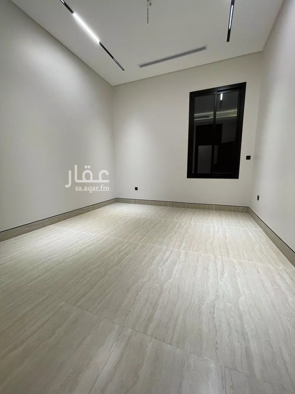 2 bedroom apartment in Al Ruwais 6