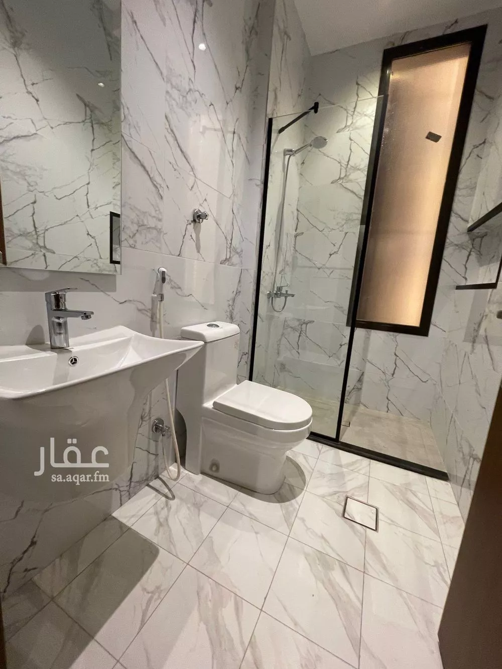 6 bedroom apartment in Al Fayha 7