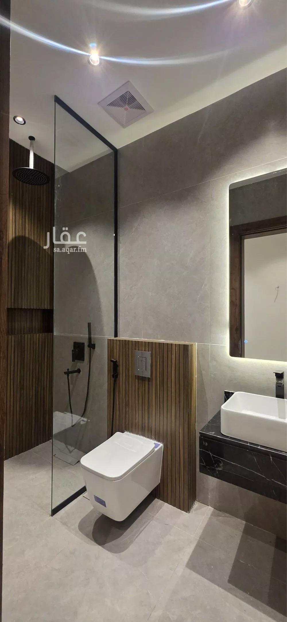 5 bedroom apartment in Al Zahra 17