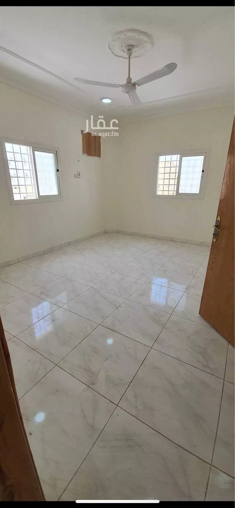 شقة في النهضة
