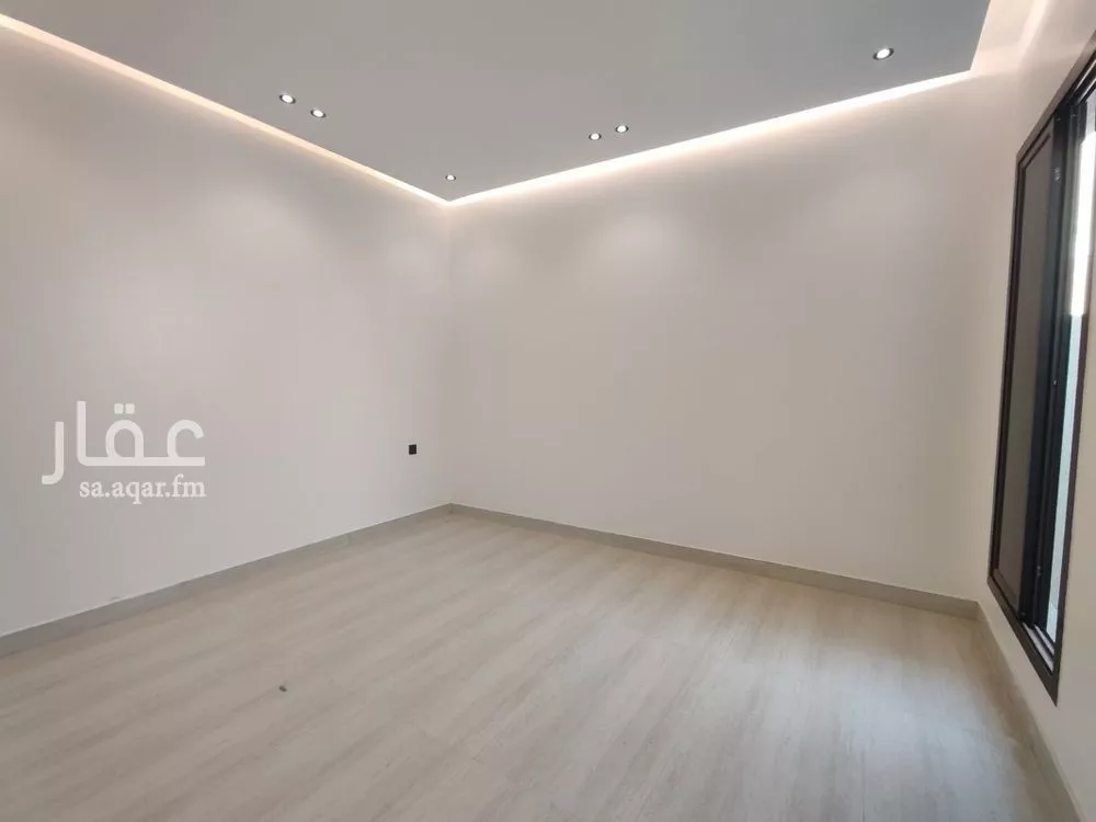 6 bedroom villa in Al Uraija Al Awsat, Riyadh 18