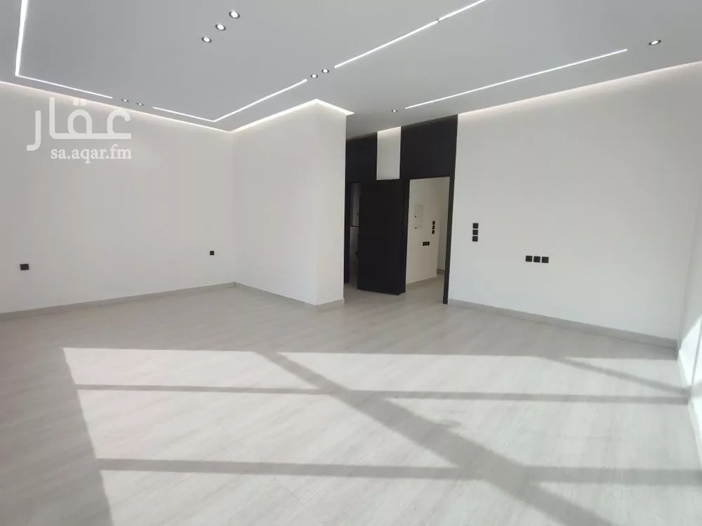 6 bedroom villa in Al Uraija Al Awsat, Riyadh 12
