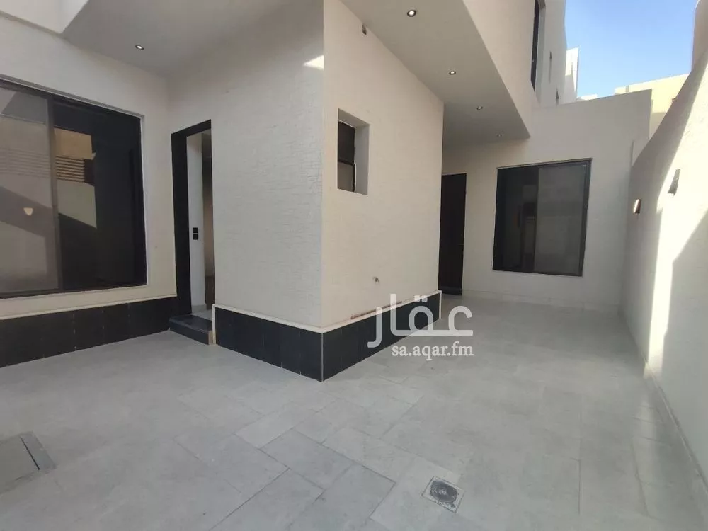 6 bedroom villa in Al Uraija Al Awsat, Riyadh 13