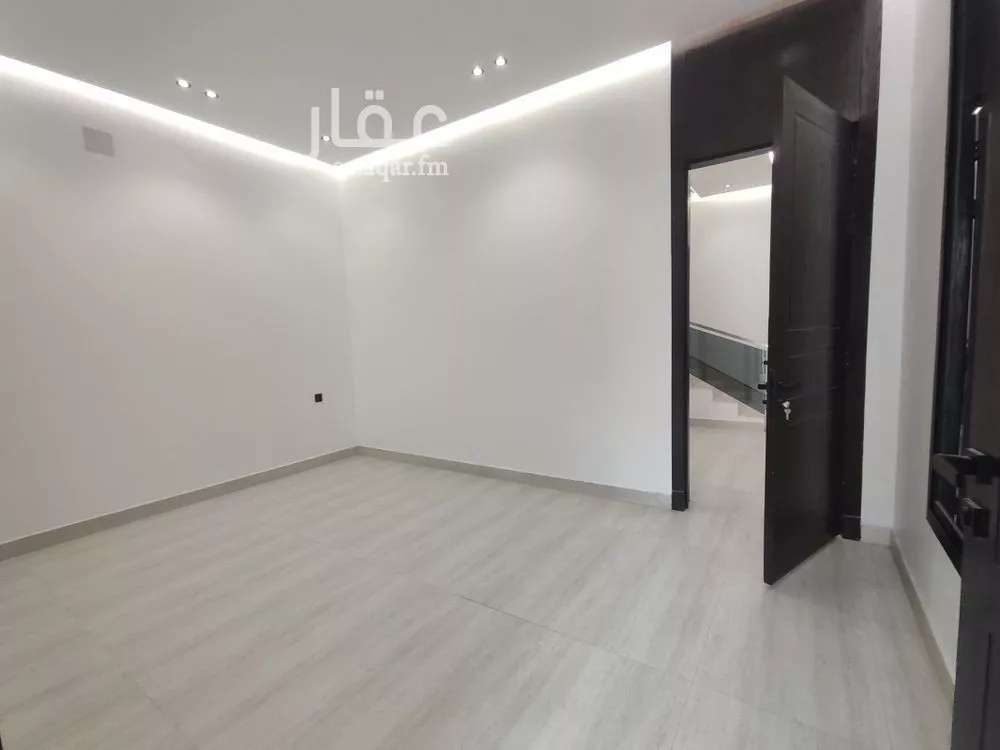 6 bedroom villa in Al Uraija Al Awsat, Riyadh 19