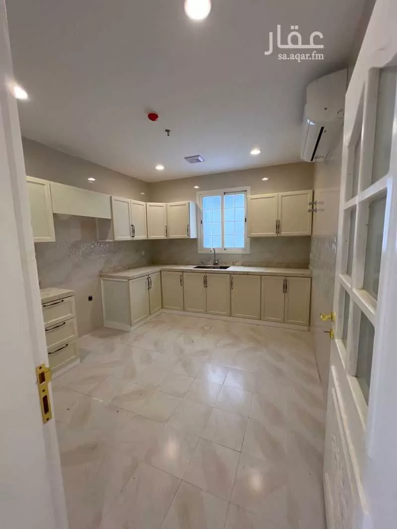 2 bedroom apartment in Al Fardus 8